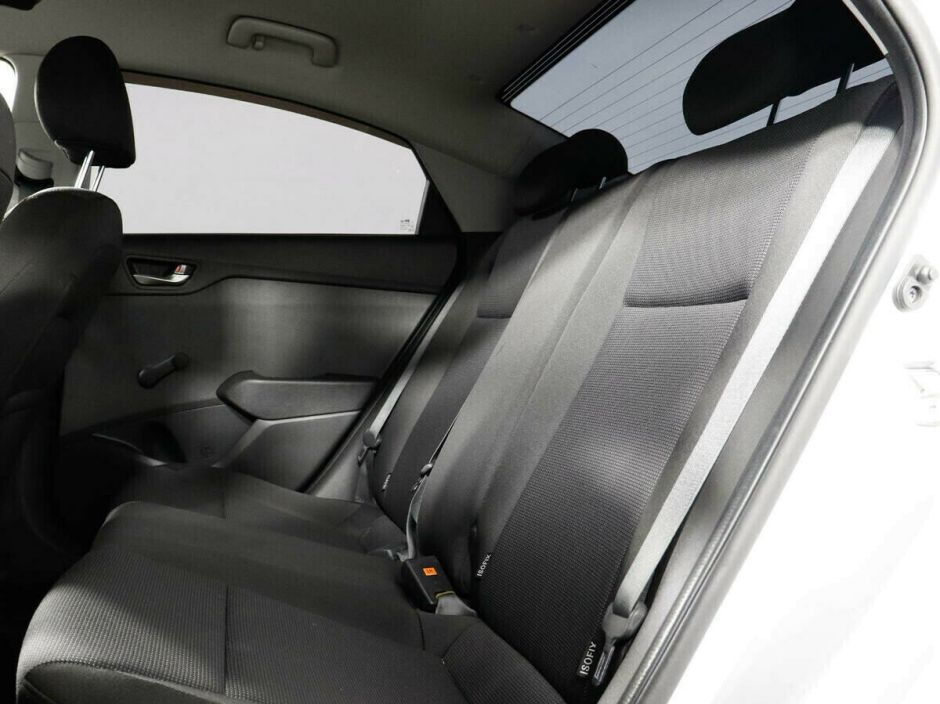 Hyundai Solaris, 1.6 л, МТ, 2018 фото 2