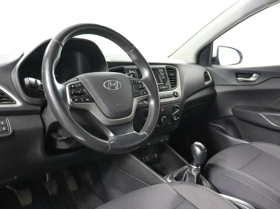 Hyundai Solaris, 1.6 л, МТ, 2018 фото 7