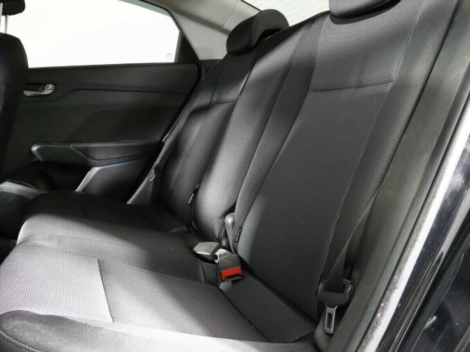 Hyundai Solaris, 1.6 л, АТ, 2017 фото 2