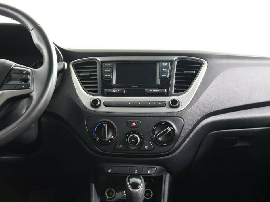 Hyundai Solaris, 1.6 л, АТ, 2017 фото 1