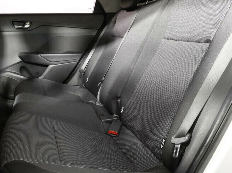 Hyundai Solaris, 1.6 л, АТ, 2018 фото 2