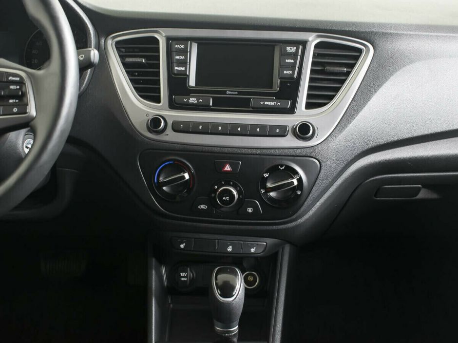 Hyundai Solaris, 1.6 л, АТ, 2020 фото 8