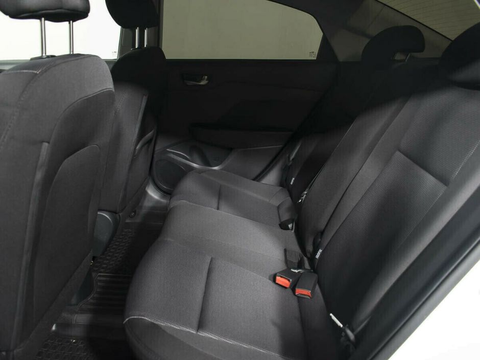 Hyundai Solaris, 1.6 л, АТ, 2020 фото 10