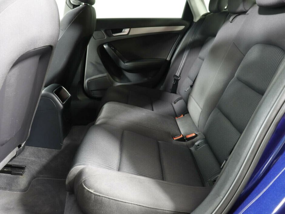 Audi A4, 1.8 л, МТ, 2013 фото 8