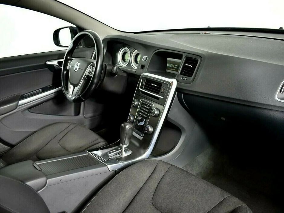 Volvo S60, 1.6 л, Робот, 2010 фото 2