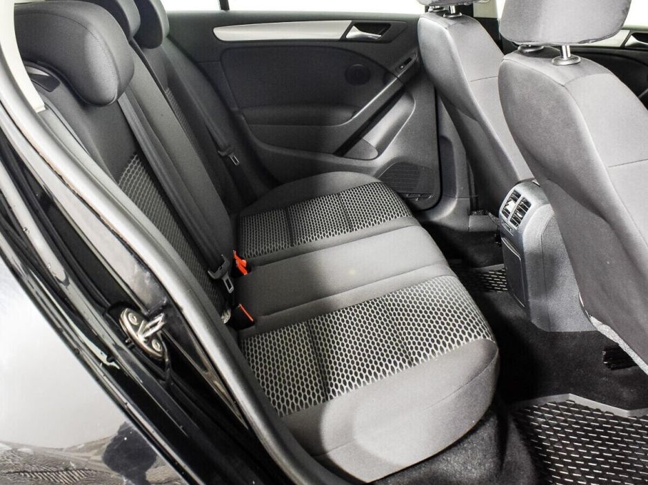 Volkswagen Golf, 1.6 л, МТ, 2010 фото 1