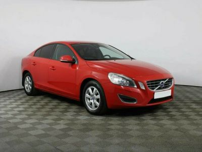 Volvo S60, 1.6 л, РКПП, 2011 фото 6