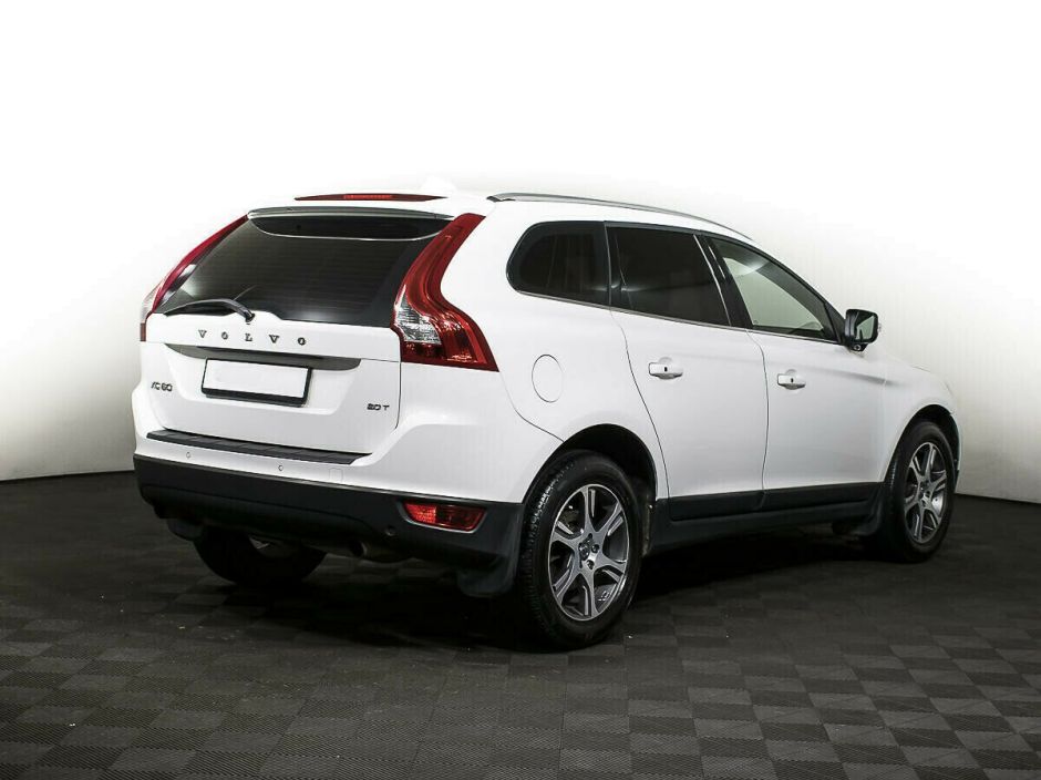 Volvo XC60, 2.0 л, Робот, 2011 фото 4