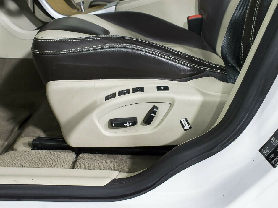 Volvo XC60, 2.0 л, Робот, 2011 фото 11