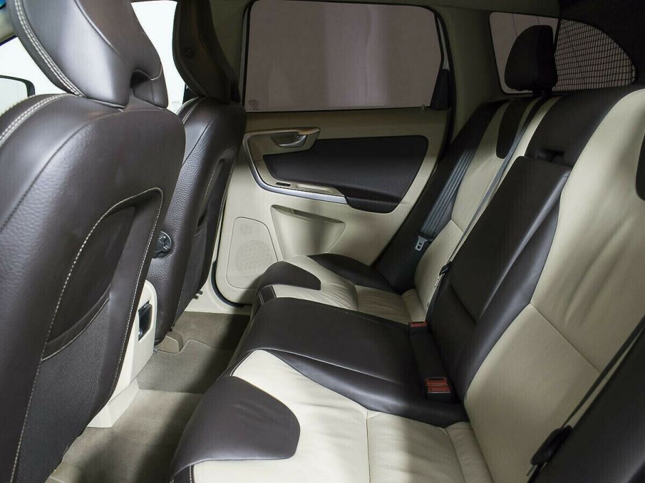 Volvo XC60, 2.0 л, Робот, 2011 фото 12