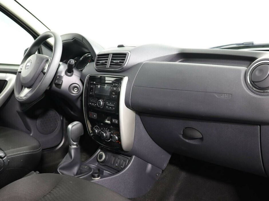 Nissan Terrano, 2.0 л, АТ, 2018 фото 1