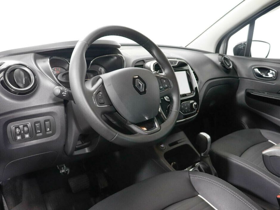 Renault Kaptur, 2.0 л, АТ, 2017 фото 9