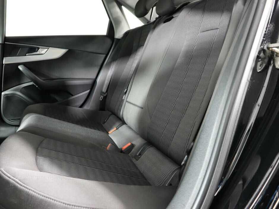 Audi A4, 1.4 л, Робот, 2015 фото 8