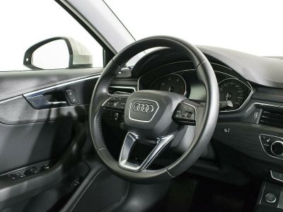 Audi A4, 2.0 л, РКПП, 2016 фото 10