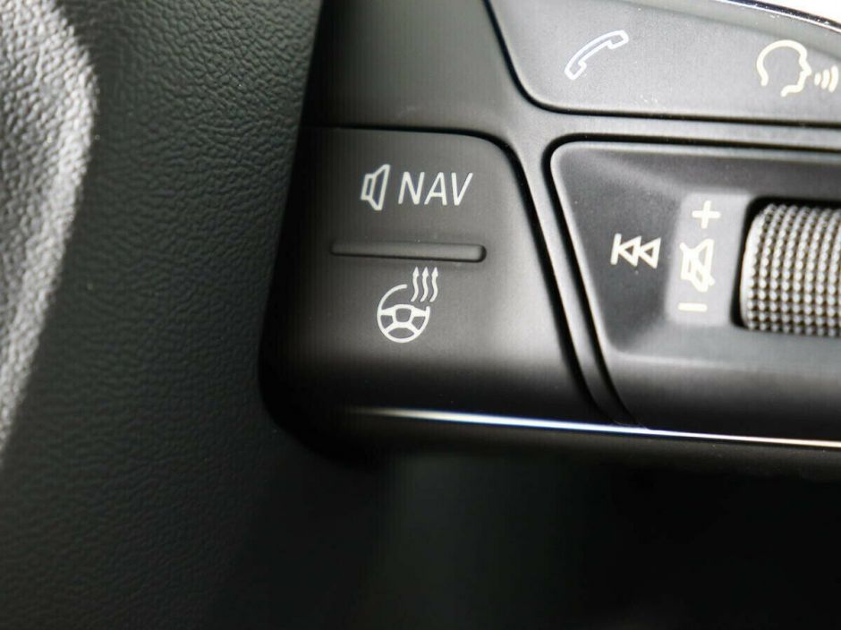 Audi A4, 1.4 л, Робот, 2017 фото 7