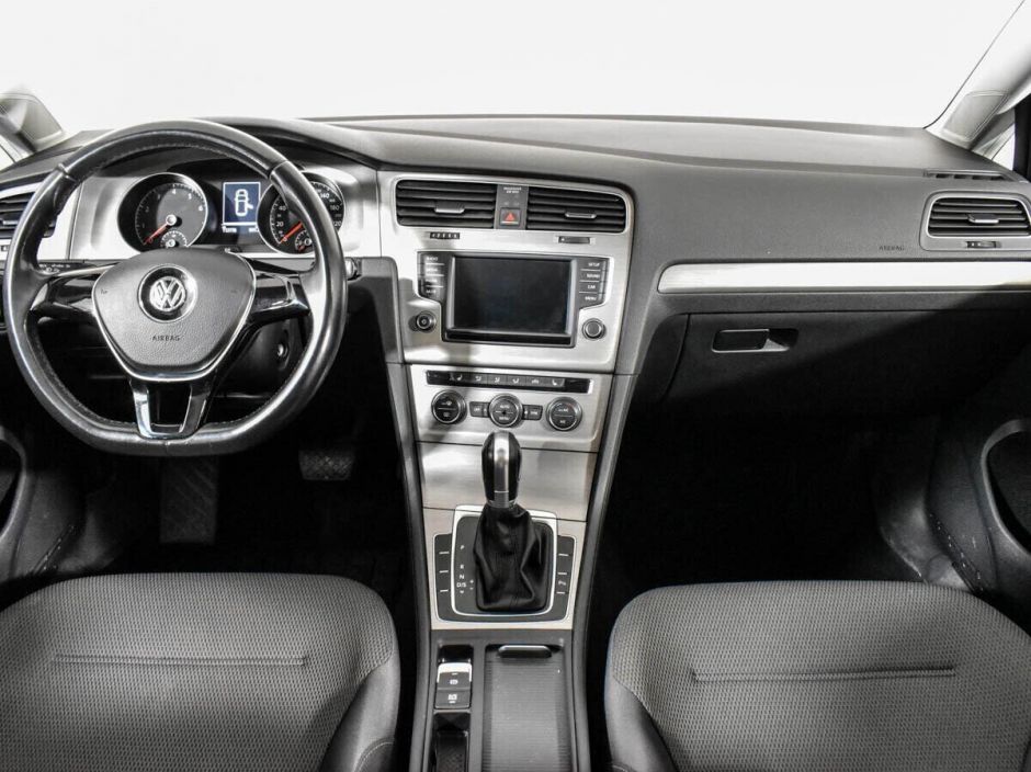 Volkswagen Golf, 1.6 л, АТ, 2016 фото 2