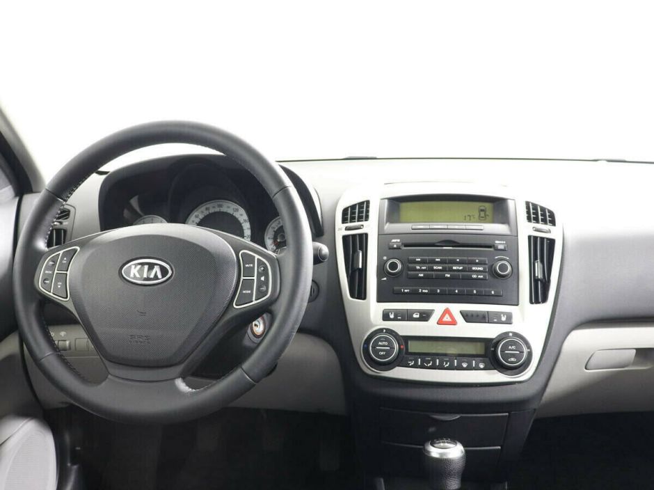 Kia Ceed, 1.6 л, МТ, 2010 фото 8