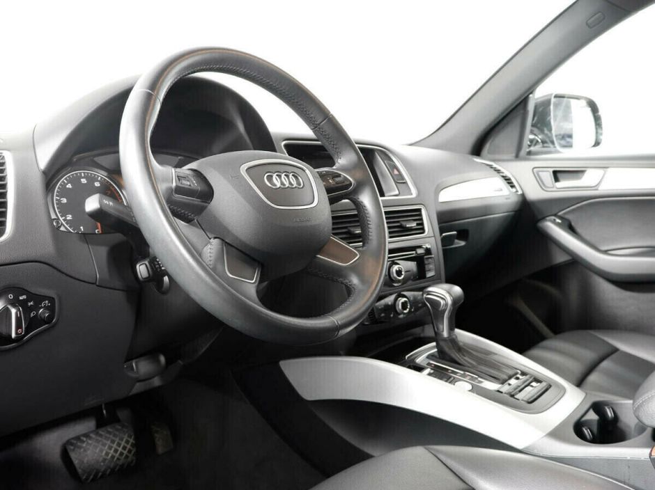 Audi Q5, 2.0 л, АТ, 2016 фото 2