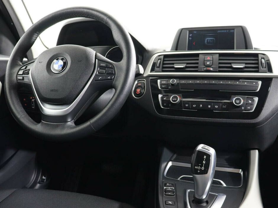 BMW 1 серии, 1.5 л, АТ, 2018 фото 8