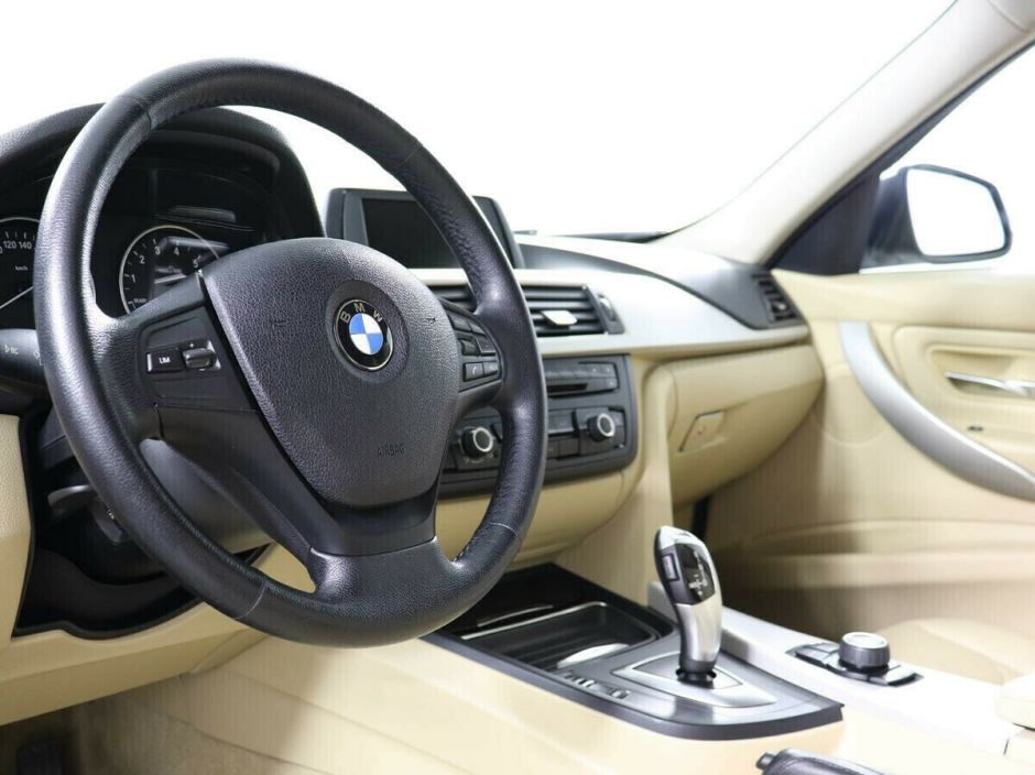 BMW 3 серии, 1.6 л, АТ, 2013 фото 2