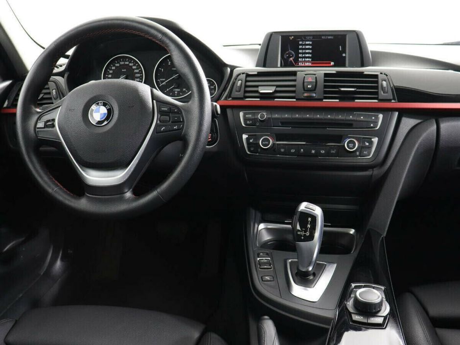 BMW 3 серии, 2.0 л, АТ, 2015 фото 7