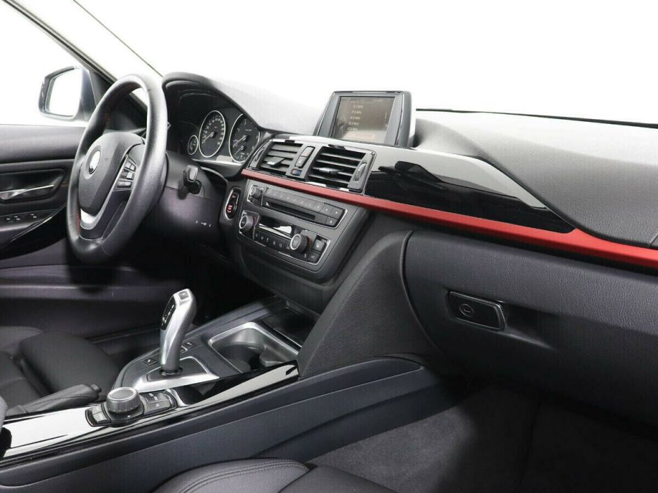 BMW 3 серии, 2.0 л, АТ, 2015 фото 9