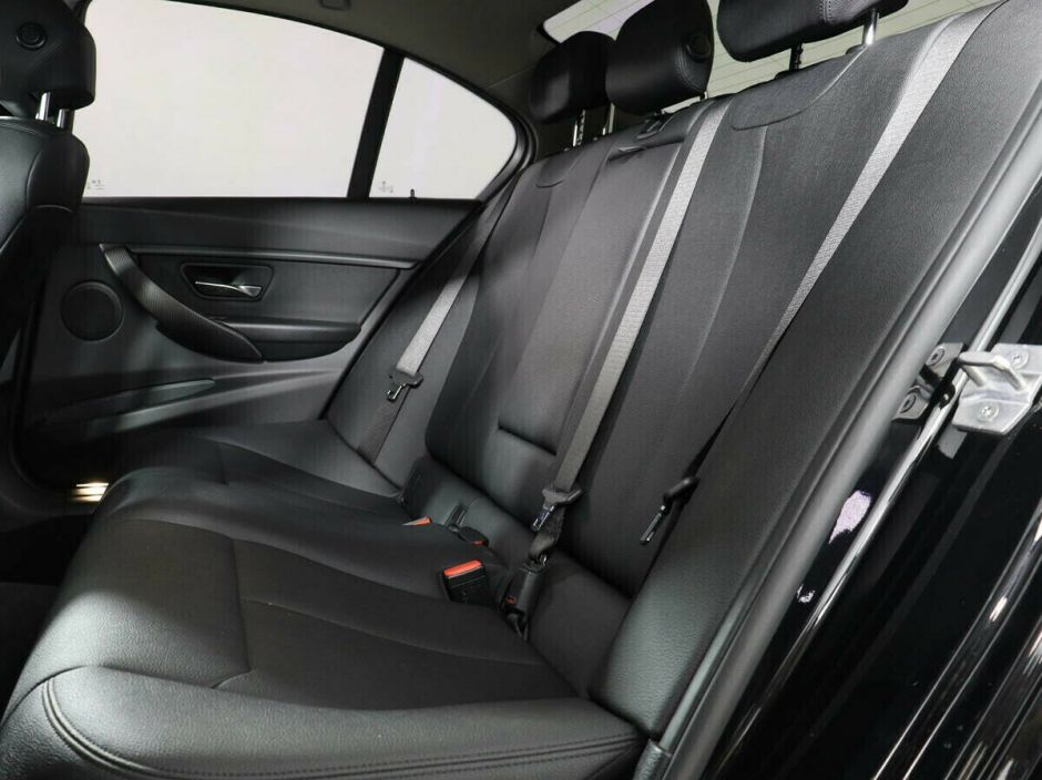 BMW 3 серии, 2.0 л, АТ, 2017 фото 1