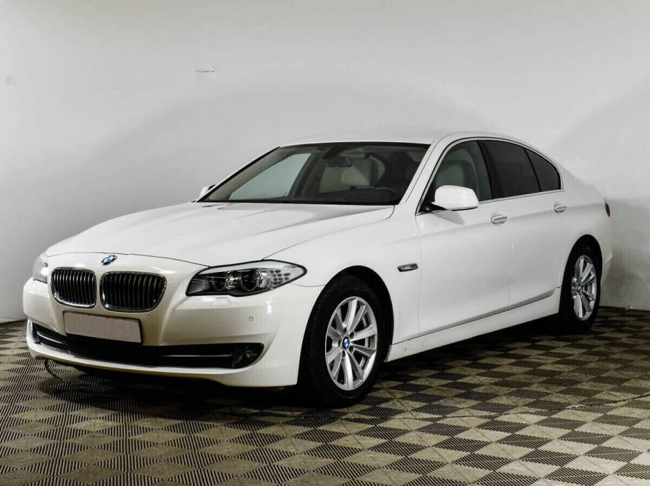 BMW 5 серии, 2.0 л, АТ, 2013 фото 3