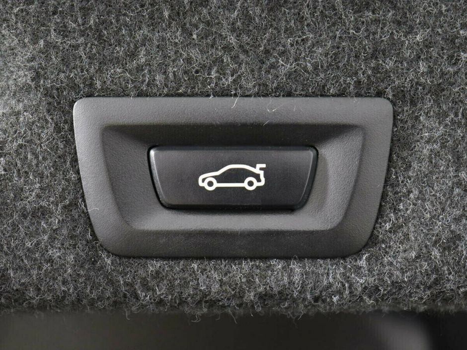 BMW 5 серии, 2.0 л, АТ, 2015 фото 1