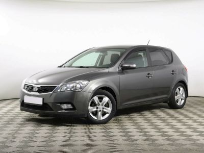 Kia Ceed, 1.6 л, АКПП, 2010 фото 3