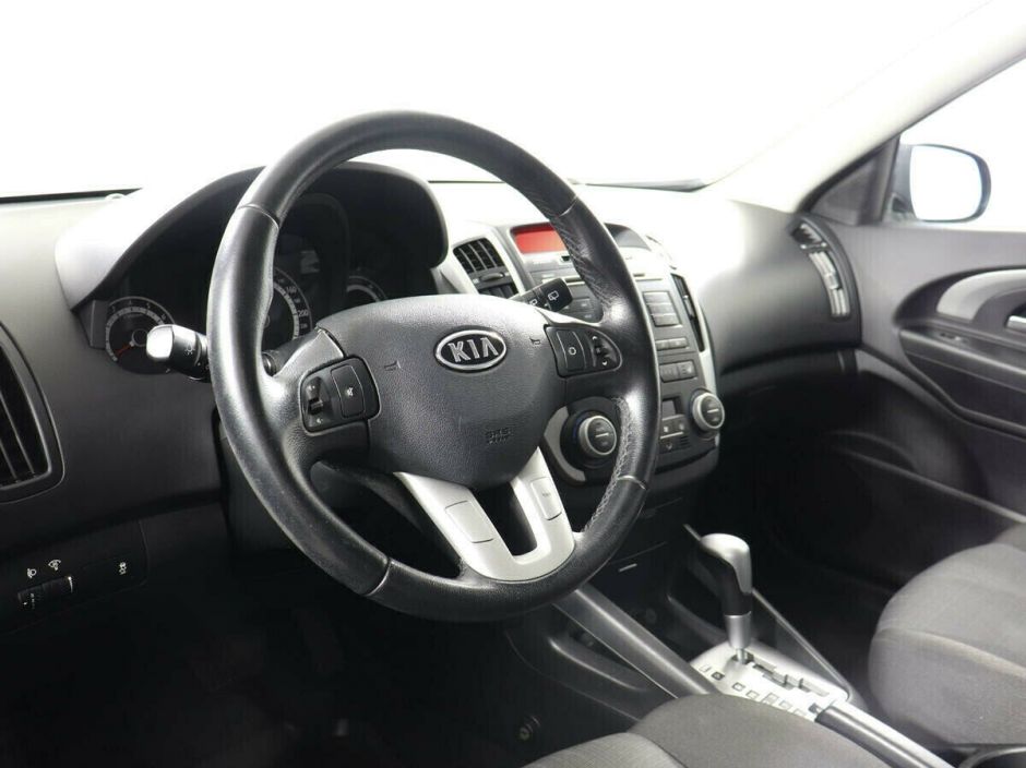 Kia Ceed, 1.6 л, АТ, 2010 фото 7