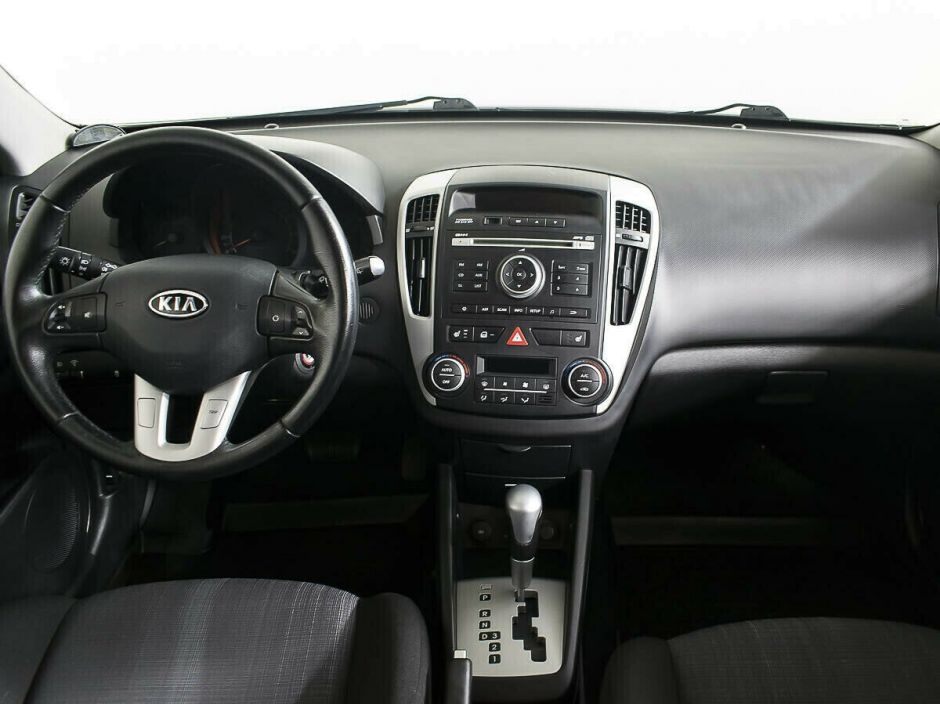 Kia Ceed, 1.6 л, АТ, 2012 фото 2