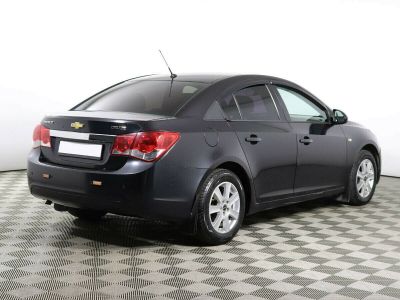 Chevrolet Cruze, 1.6 л, МКПП, 2011 фото 5