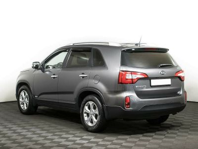 Kia Sorento, 2.4 л, АКПП, 2016 фото 5