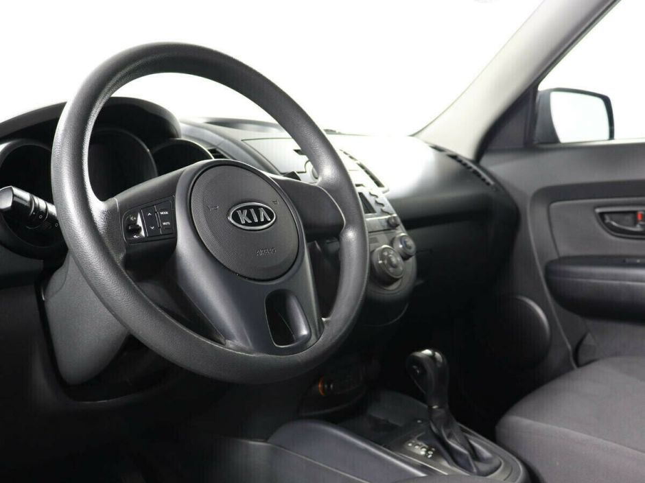 Kia Soul, 1.6 л, АТ, 2011 фото 2
