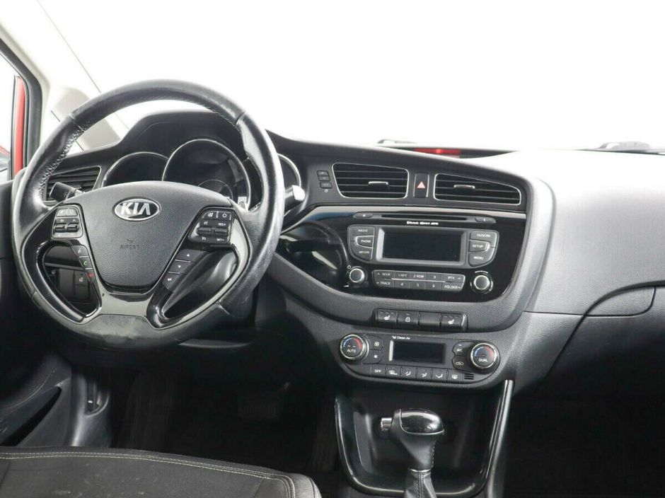 Kia Ceed, 1.6 л, АТ, 2012 фото 2