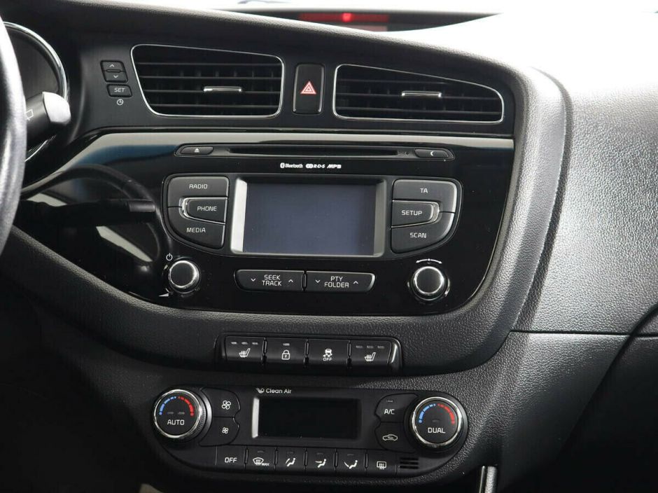 Kia Ceed, 1.6 л, АТ, 2013 фото 1