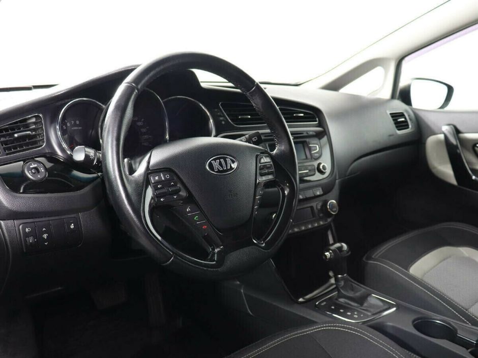 Kia Ceed, 1.6 л, АТ, 2015 фото 8