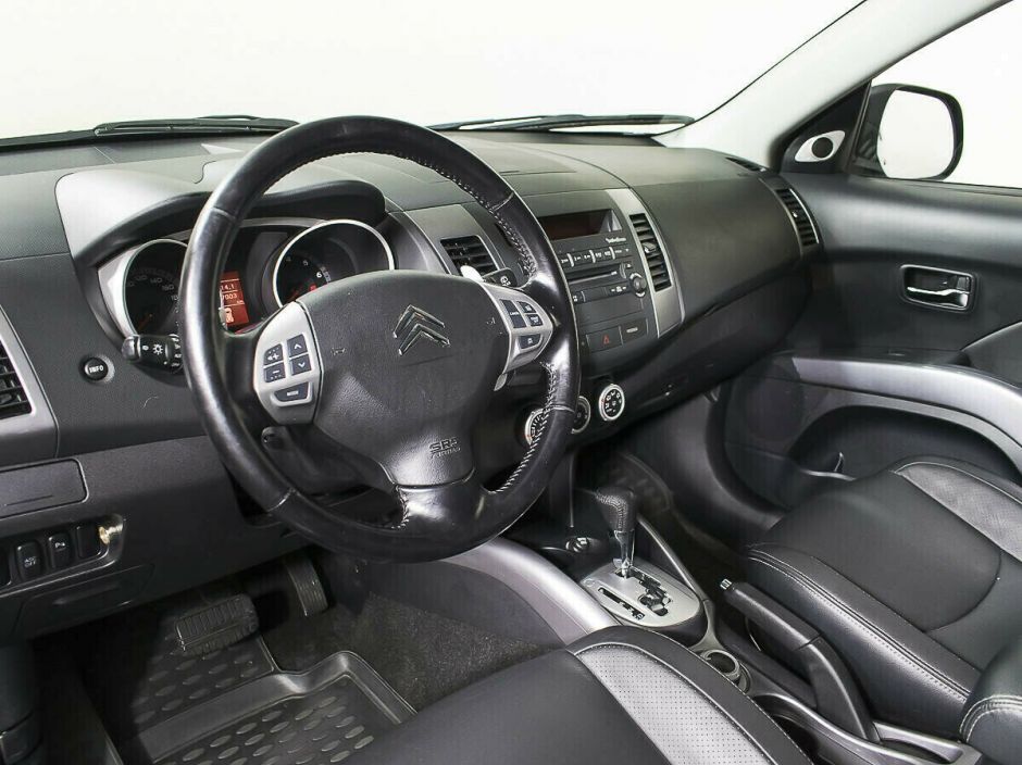 Citroen C-Crosser, 2.4 л, Вариатор, 2011 фото 9
