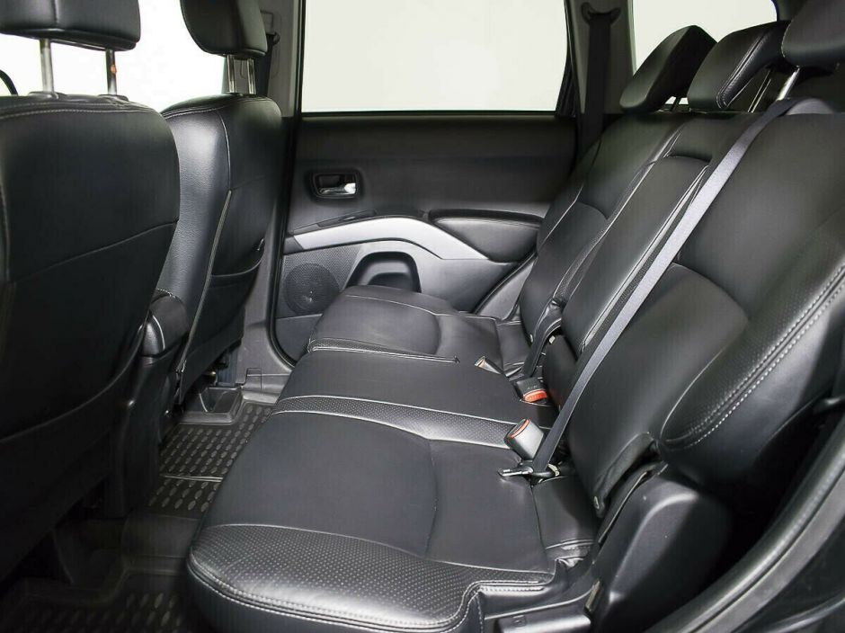 Citroen C-Crosser, 2.4 л, Вариатор, 2011 фото 1