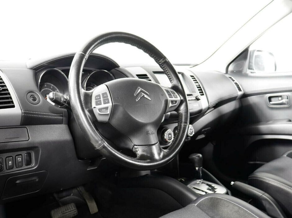 Citroen C-Crosser, 2.4 л, Вариатор, 2012 фото 2