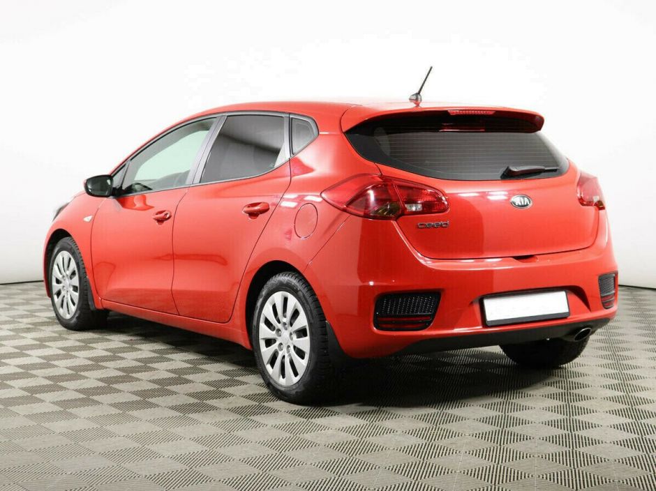 Kia Ceed, 1.6 л, Робот, 2015 фото 6