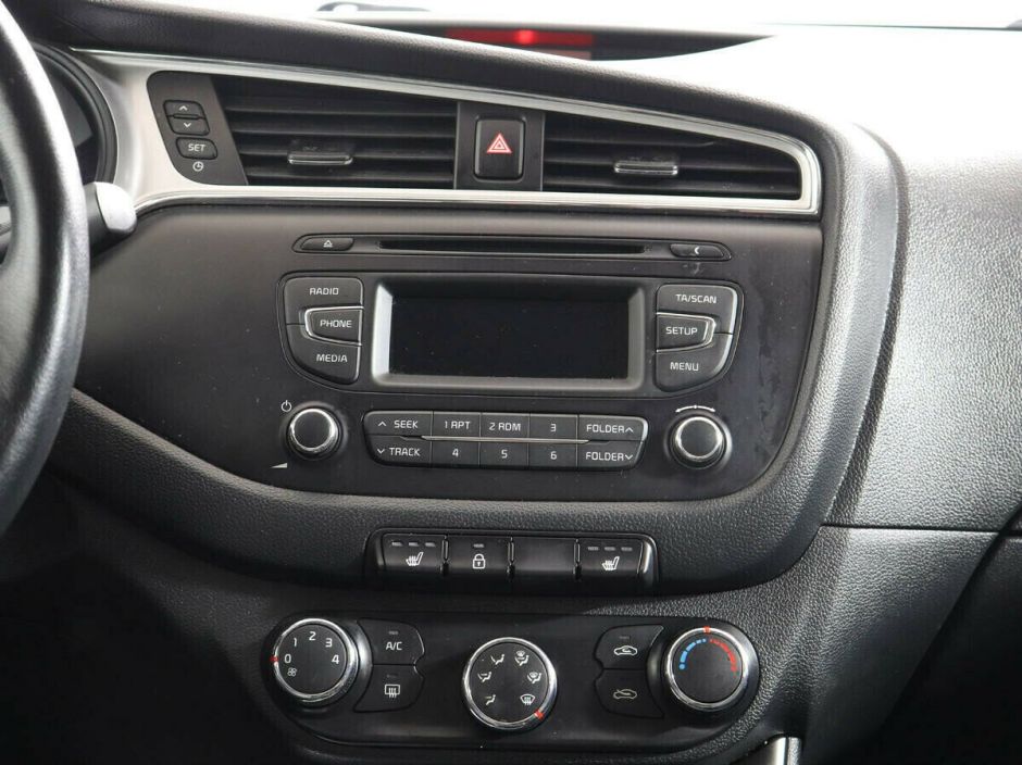 Kia Ceed, 1.6 л, Робот, 2015 фото 2