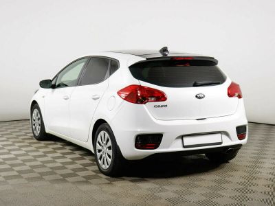 Kia Ceed, 1.6 л, РКПП, 2017 фото 4