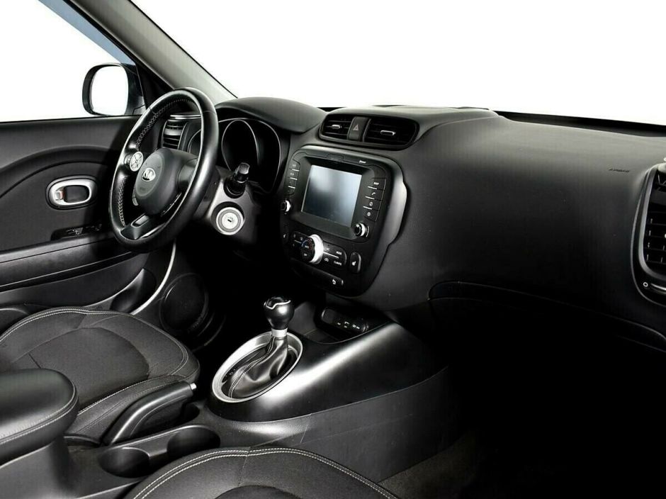 Kia Soul, 2.0 л, АТ, 2018 фото 2