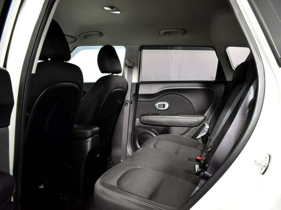 Kia Soul, 2.0 л, АТ, 2018 фото 1