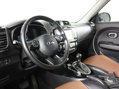 Kia Soul, 2.0 л, АКПП, 2018 фото 9