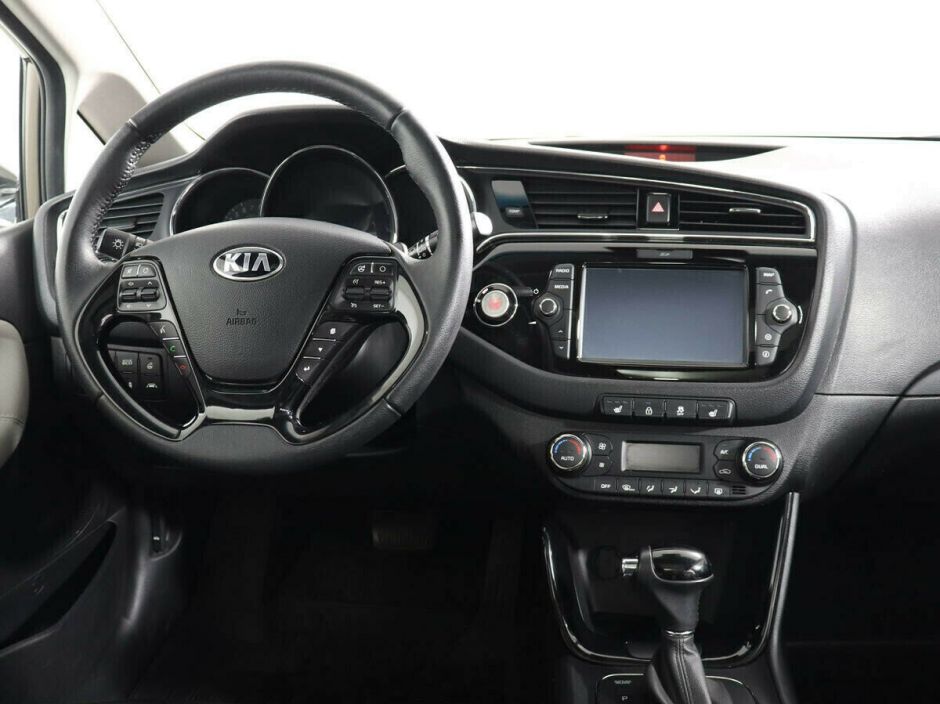 Kia Ceed, 1.6 л, АТ, 2017 фото 8