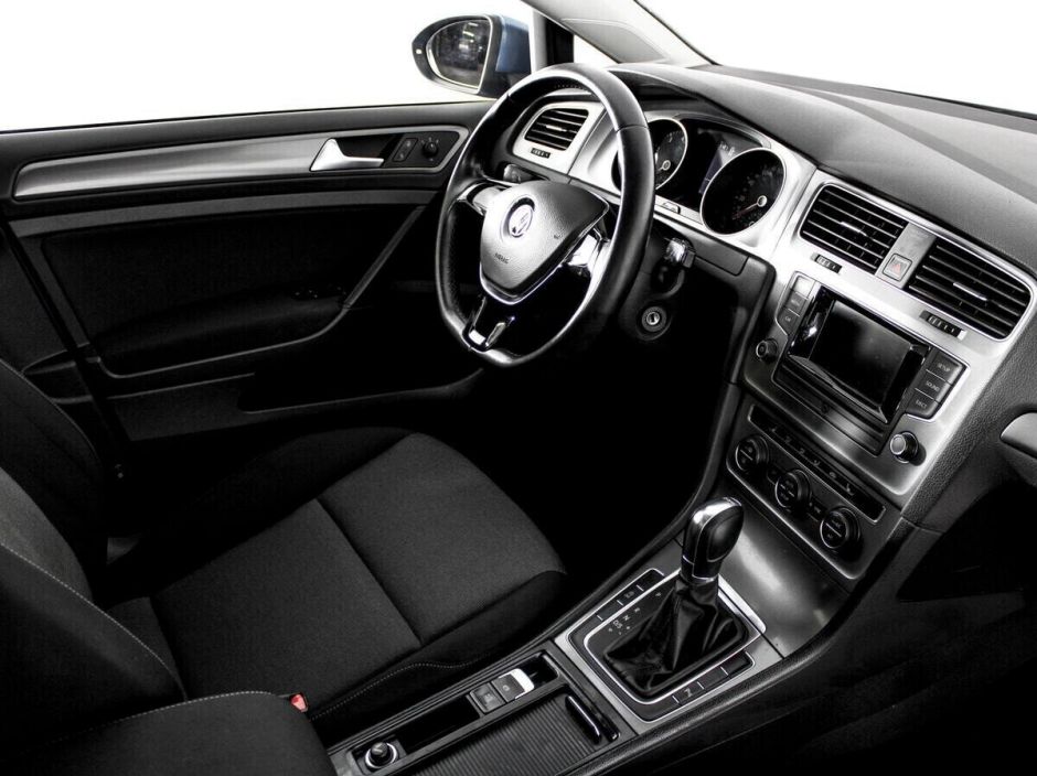Volkswagen Golf, 1.2 л, Робот, 2013 фото 2