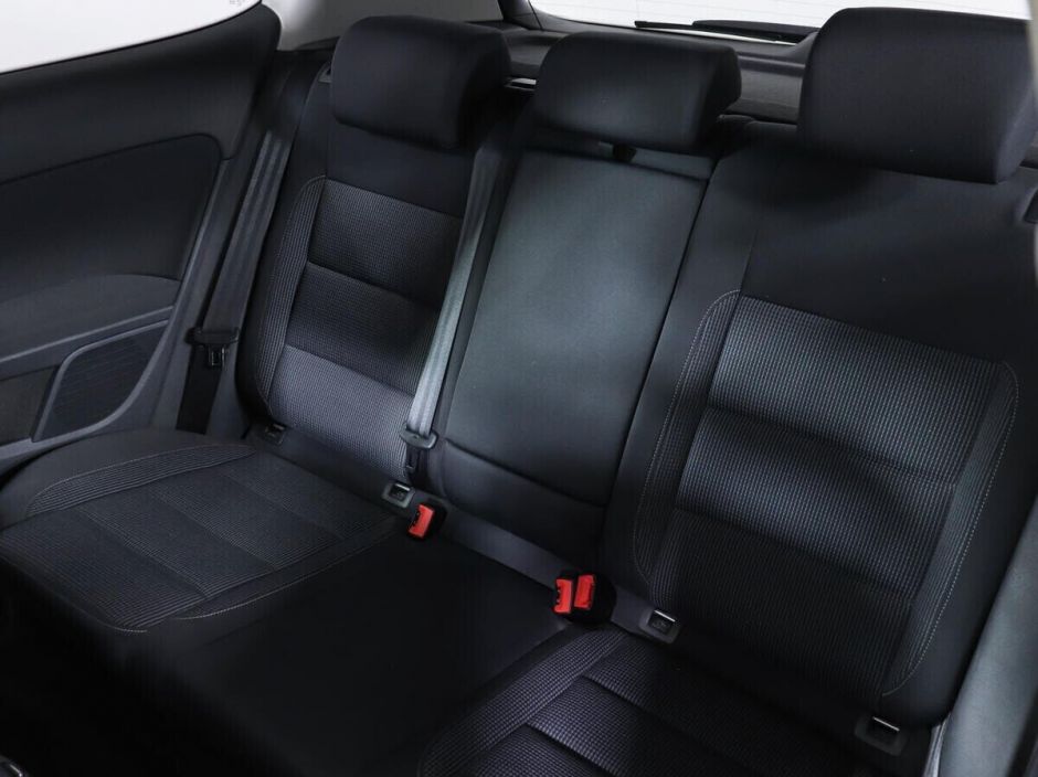 Volkswagen Golf, 1.6 л, Робот, 2012 фото 1